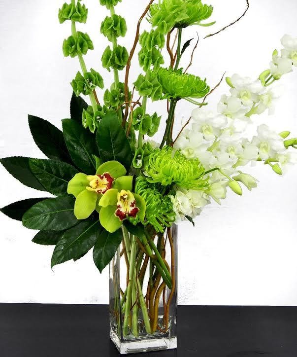 Modern Green Irish Flower Arrangement Bice S Florist Ft Worth Modern Flower Bouquet In Shades Of Green And White A Tal Gl Cube Vase