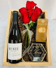 Chardonnay and Roses Gift Box